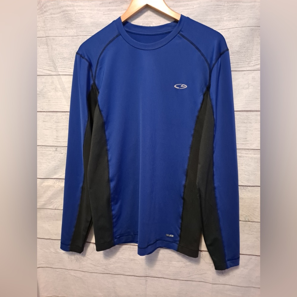 champion dou dry swim shirt size X Large.